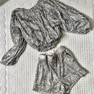 COPY - Selling as a set